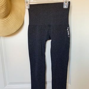 GYMSHARK cropped leggings XS